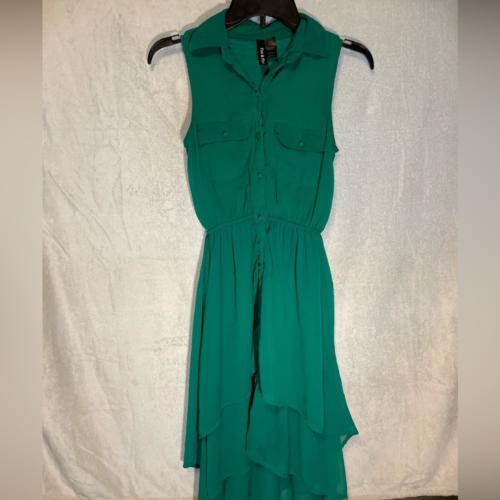 Super Cute Green Button Up Dress